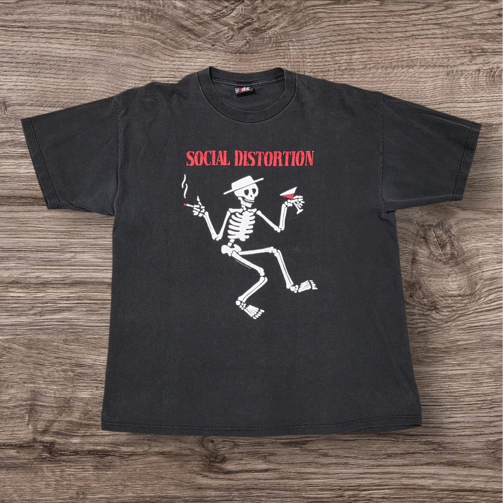 Vintage Giant Social Distortion Skelly Skeleton T-Shirt Black XL Punk Rock Tee